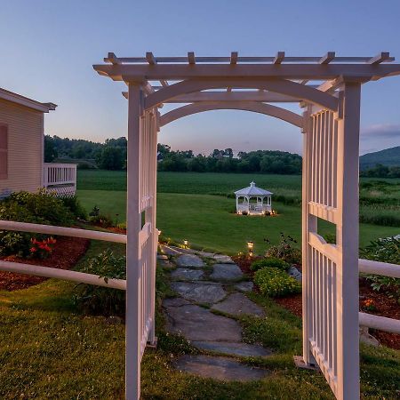 Mad River Inn Waitsfield Bagian luar foto