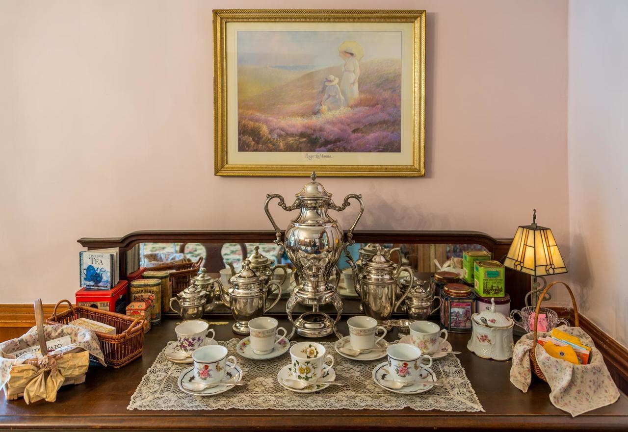 Mad River Inn Waitsfield Bagian luar foto